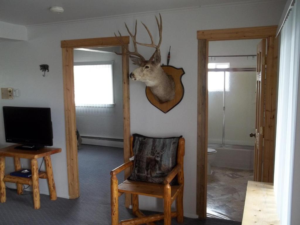תרמופוליס Budget Host Elk Antler Inn חדר תמונה
