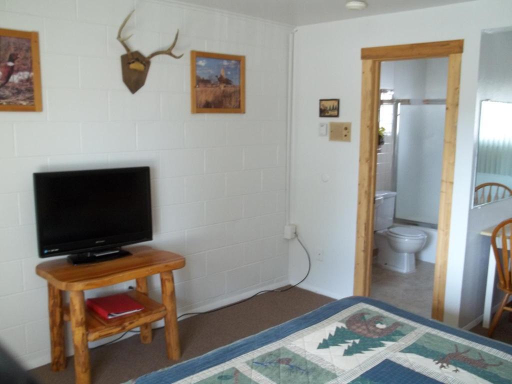 תרמופוליס Budget Host Elk Antler Inn חדר תמונה