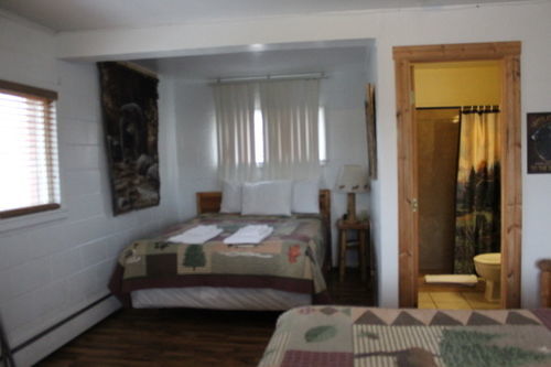תרמופוליס Budget Host Elk Antler Inn מראה חיצוני תמונה